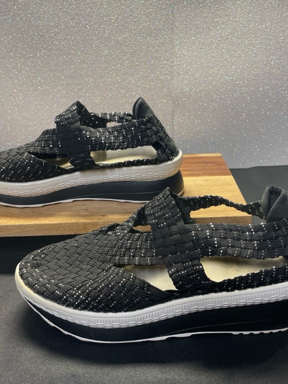 Woven Elastic Platform Sandal in Black - Women